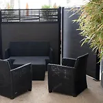 - A Deux Pas De L'eau Aparthotel 4*