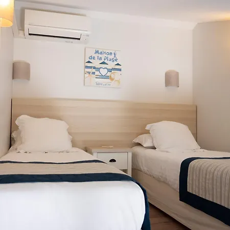 - A Deux Pas De L'eau Aparthotel