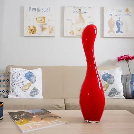 Aparthotel - A Deux Pas De L'eau La Ciotat