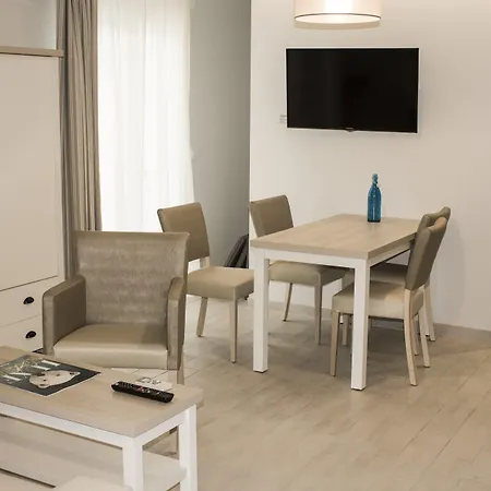 - A Deux Pas De L'eau Apartahotel