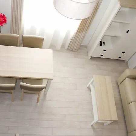 - A Deux Pas De L'eau La Ciotat