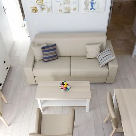 - A Deux Pas De L'eau La Ciotat