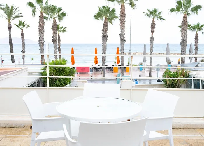 - A Deux Pas De L'eau Apartahotel