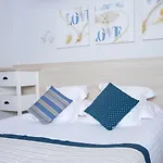 Apart-hotel - A Deux Pas De L'eau La Ciotat