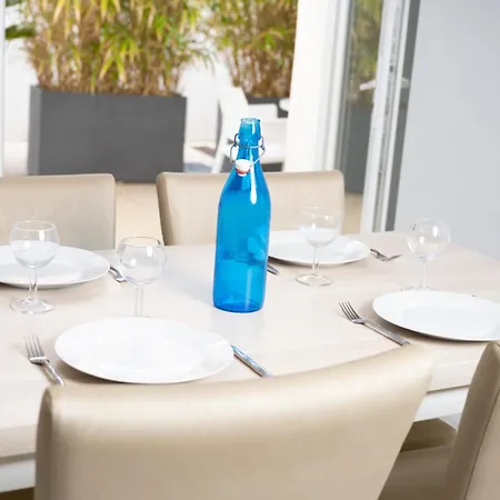 - A Deux Pas De L'eau شقة فندقية لا سيوتا