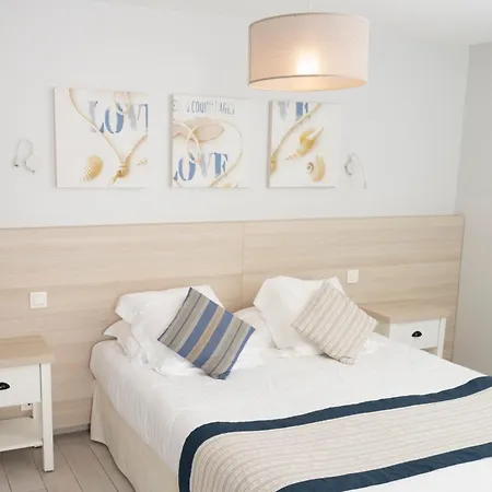 - A Deux Pas De L'eau 4* لا سيوتا