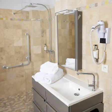 - A Deux Pas De L'eau 4* لا سيوتا