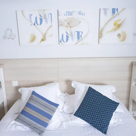 - A Deux Pas De L'eau Lejlighedshotel 4*