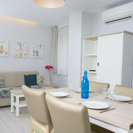 Aparthotel - A Deux Pas De L'eau 4*