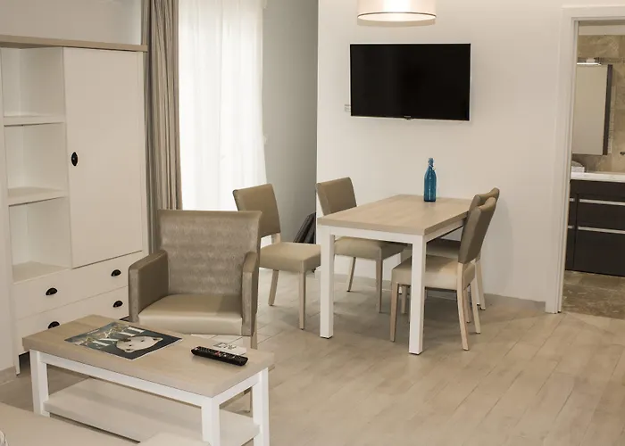 - A Deux Pas De L'eau Aparthotel